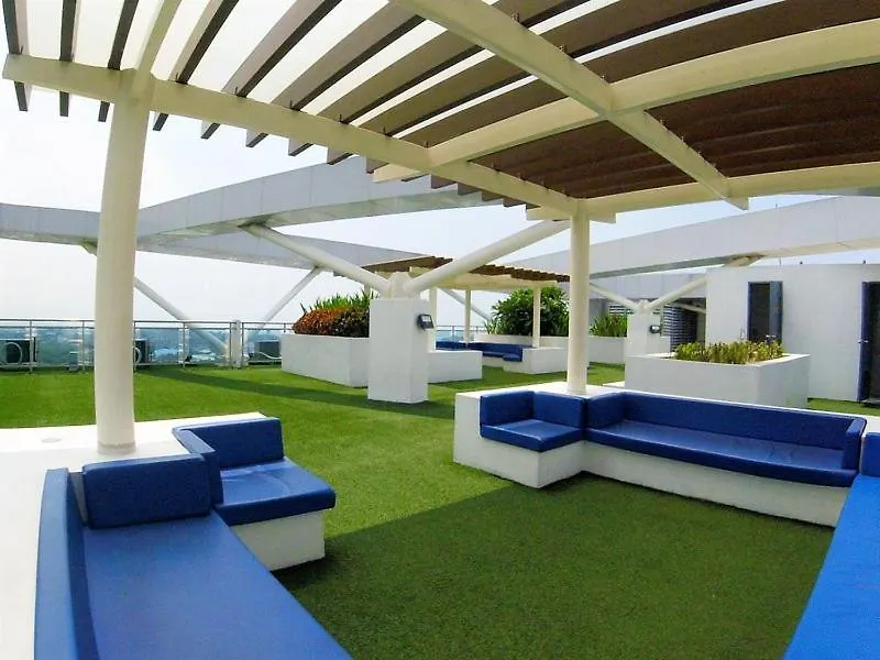 Azure Urban Resort Paris Beach Staycation Paranaque City 0*,