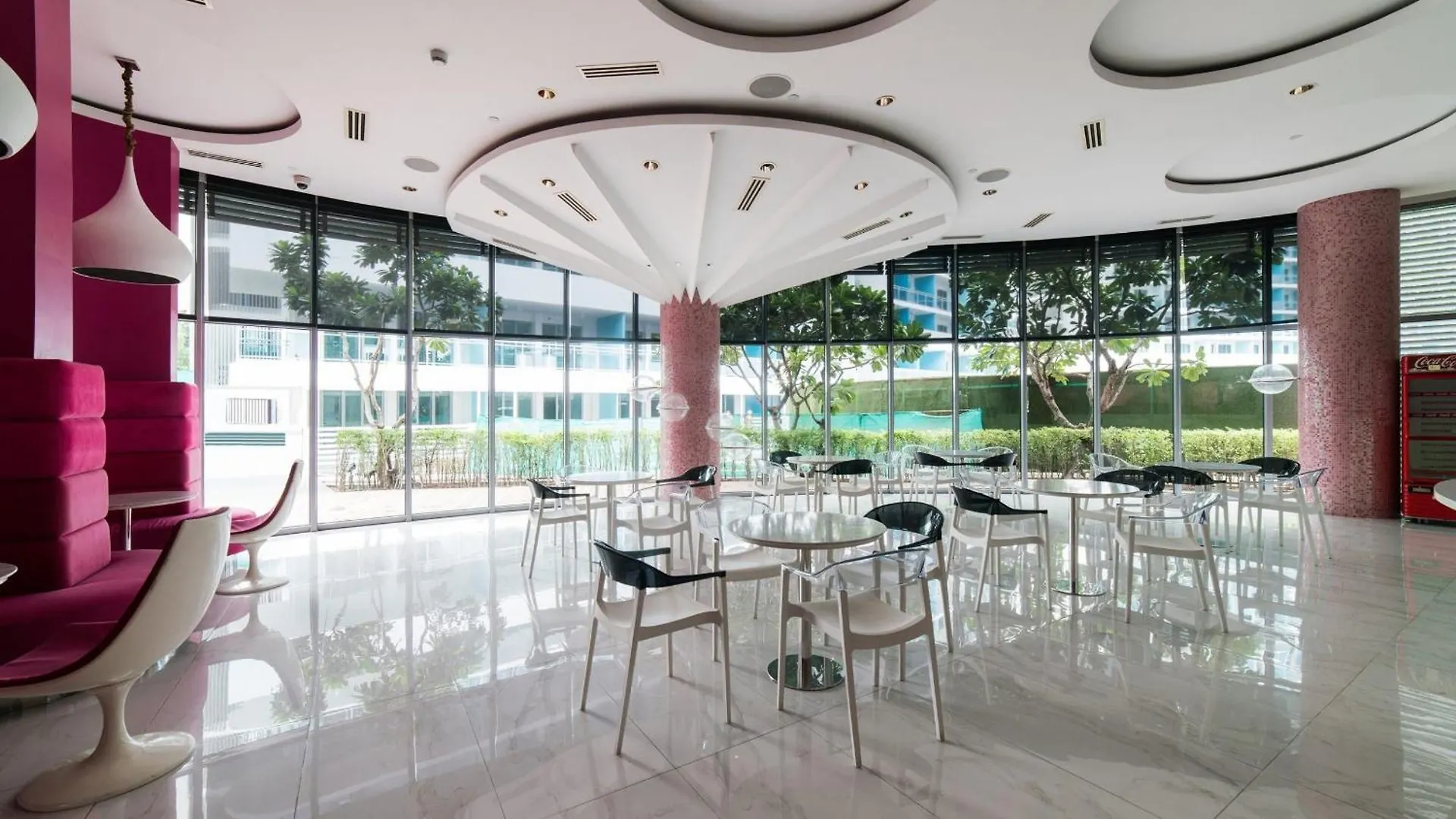 Aparthotel Azure Urban Resort Paris Beach Staycation Paranaque City